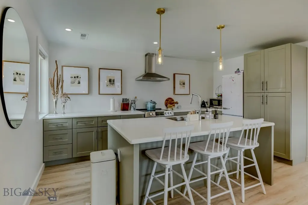 329 S B Street Livingston MT 59047