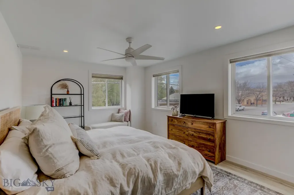 329 S B Street Livingston MT 59047