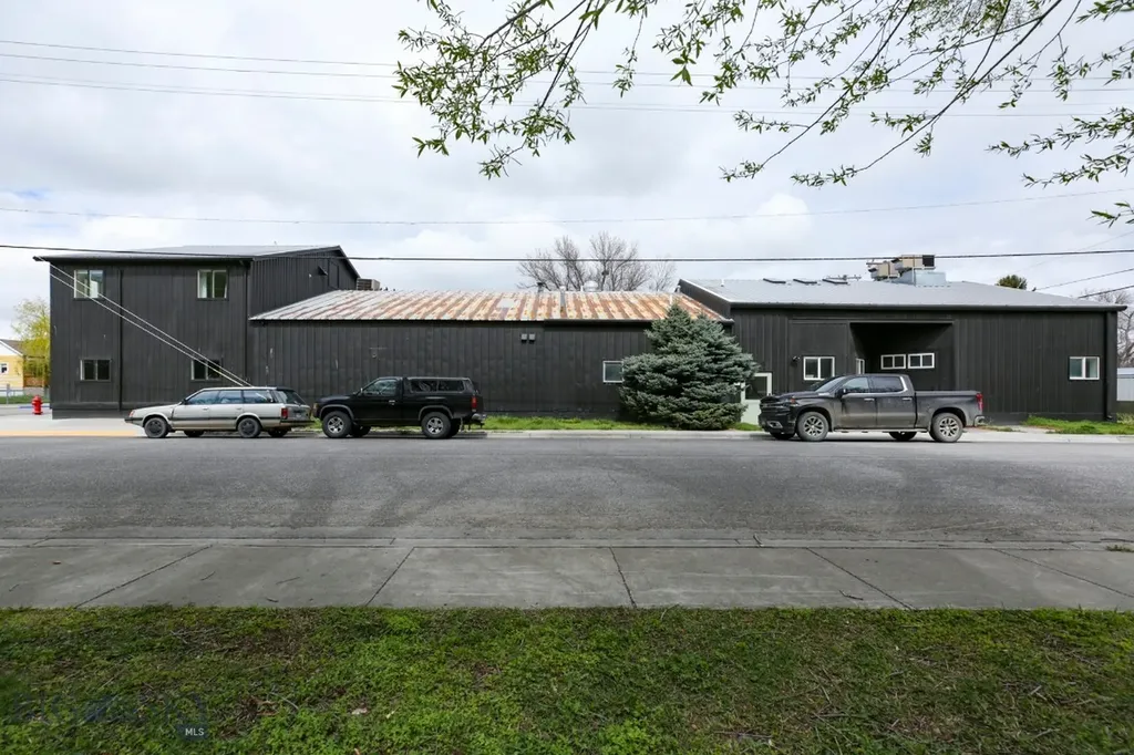 329 S B Street Livingston MT 59047