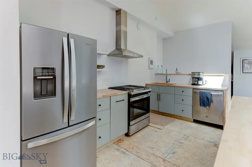 329 S B Street Livingston MT 59047
