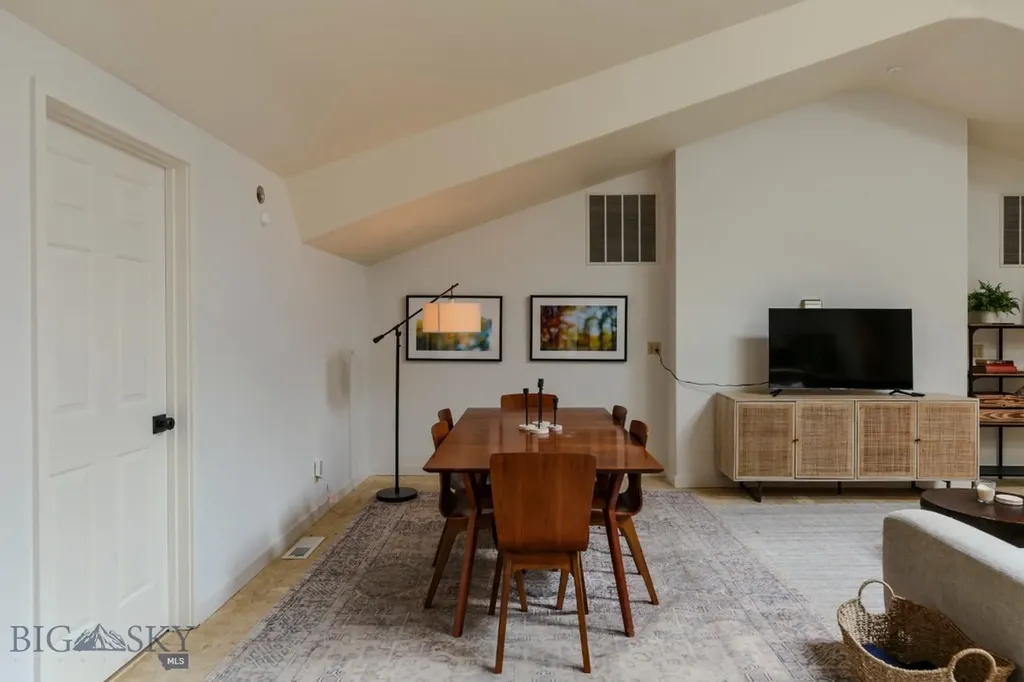 329 S B Street Livingston MT 59047