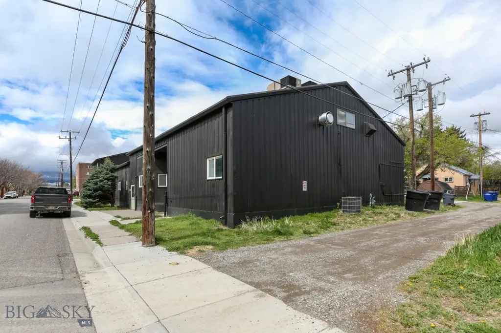 329 S B Street Livingston MT 59047