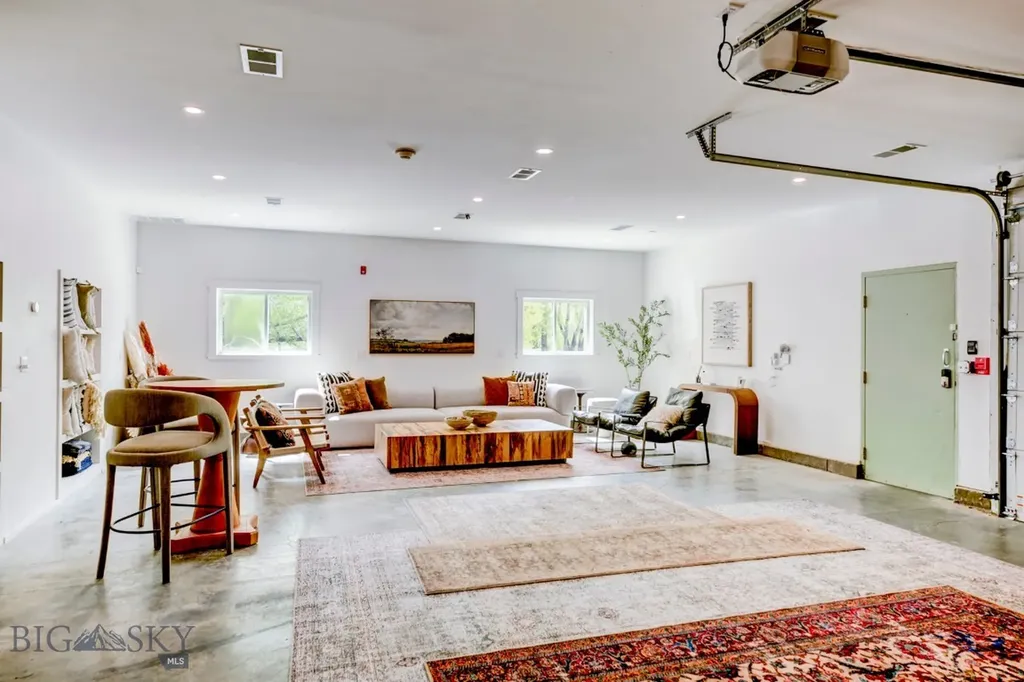 329 S B Street Livingston MT 59047