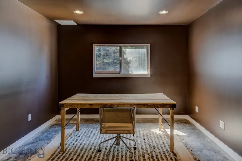 329 S B Street Livingston MT 59047