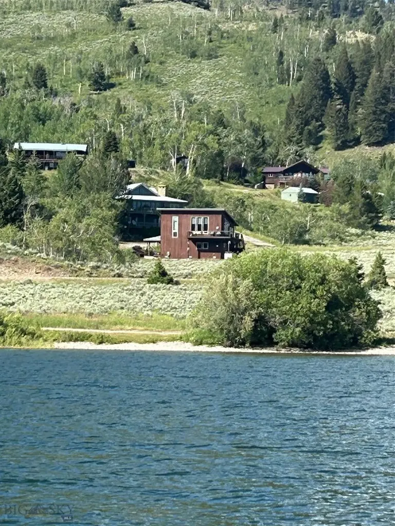 202 Beach Drive West Yellowstone MT 59758