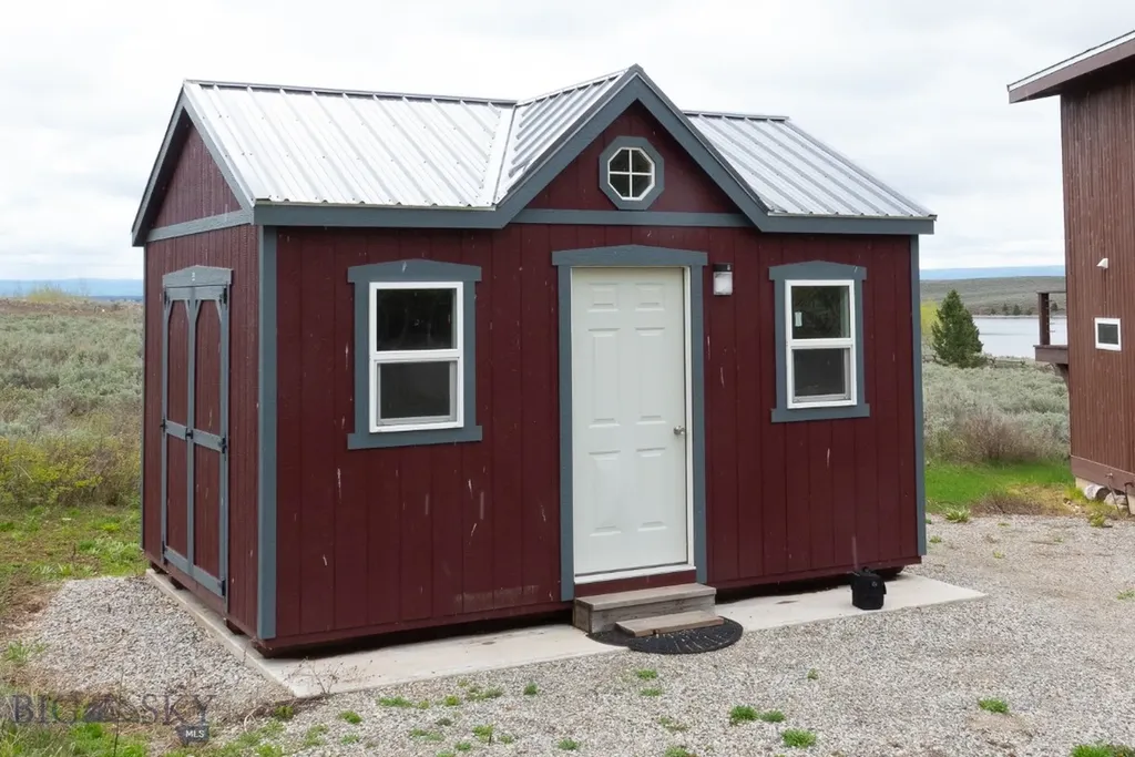 202 Beach Drive West Yellowstone MT 59758