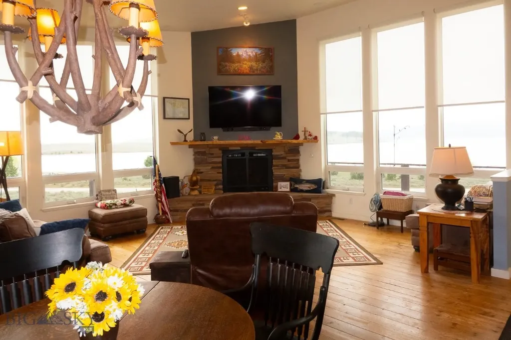 202 Beach Drive West Yellowstone MT 59758