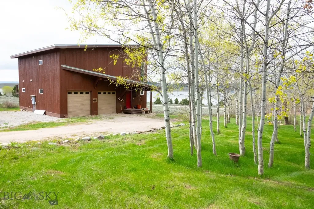 202 Beach Drive West Yellowstone MT 59758