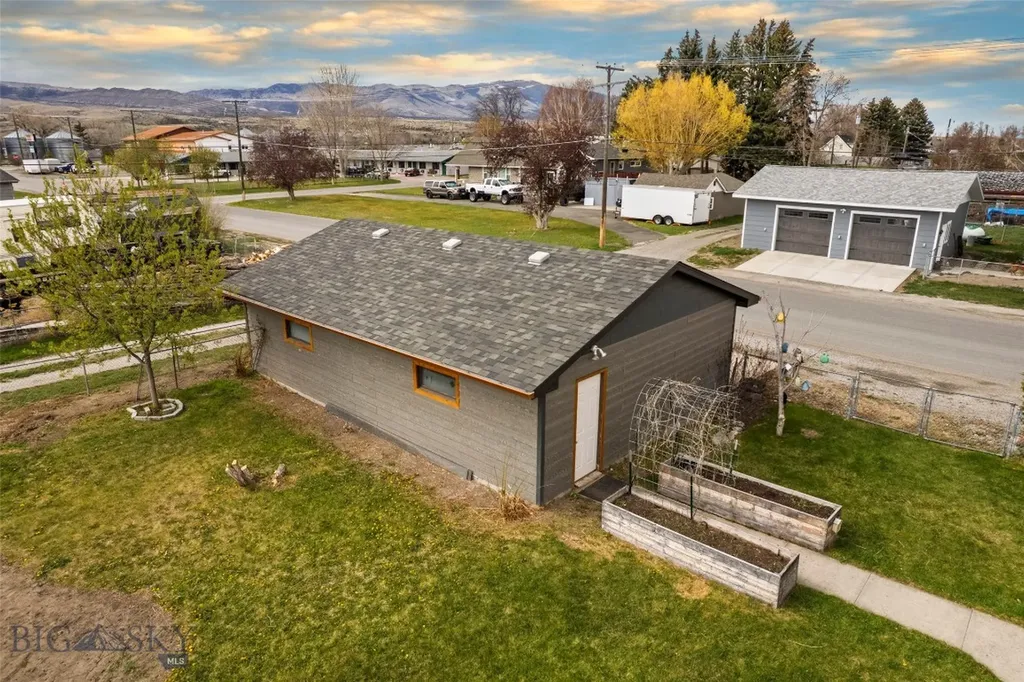209 4th Street Townsend MT 59644