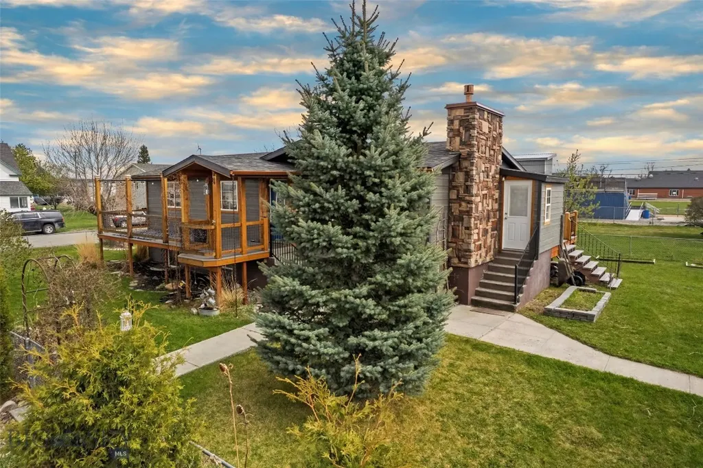 209 4th Street Townsend MT 59644