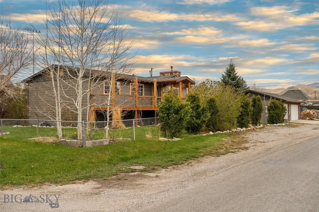 209 4th Street Townsend MT 59644