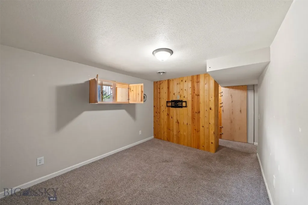 209 4th Street Townsend MT 59644