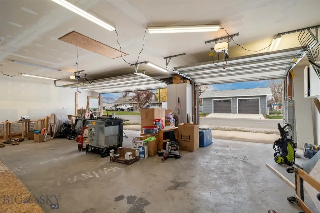 209 4th Street Townsend MT 59644