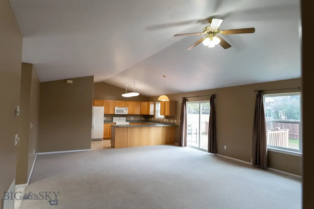 1106 Sunrise Drive Belgrade MT 59714