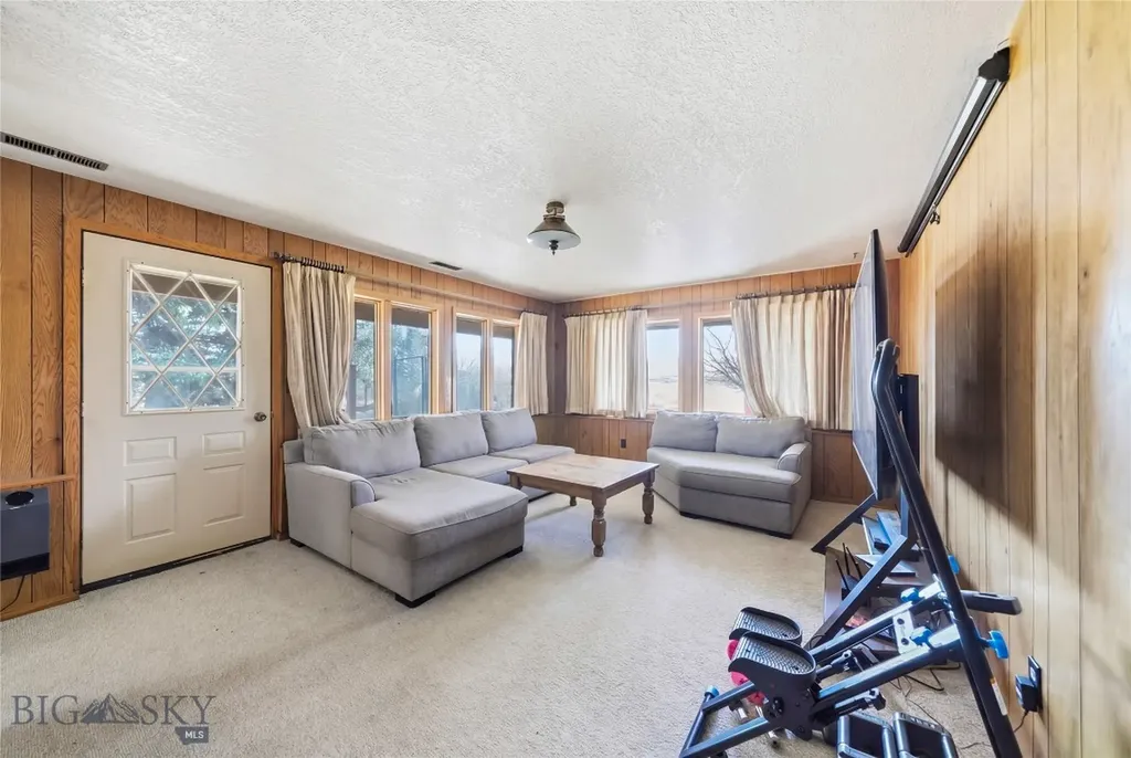 8685 Churchill Manhattan MT 59741