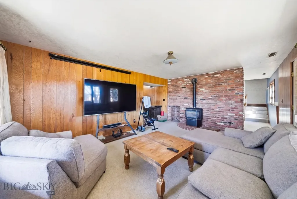 8685 Churchill Manhattan MT 59741