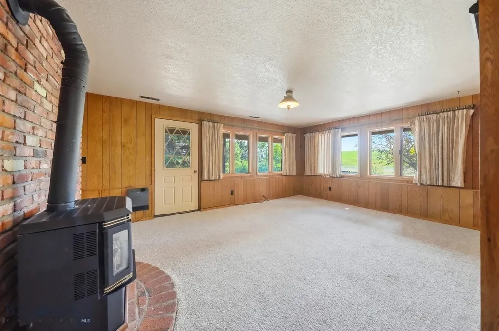 8685 Churchill Manhattan MT 59741