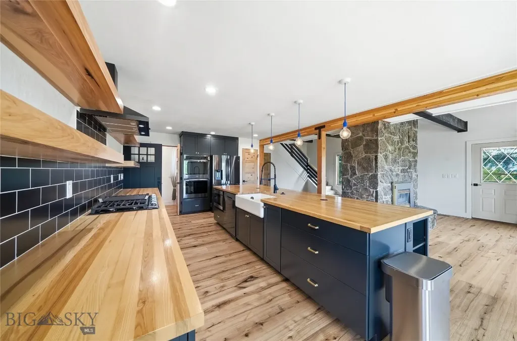 8685 Churchill Manhattan MT 59741