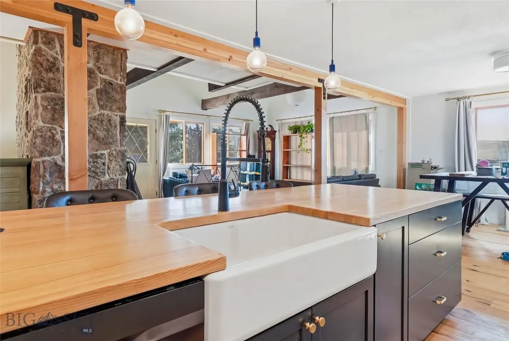 8685 Churchill Manhattan MT 59741
