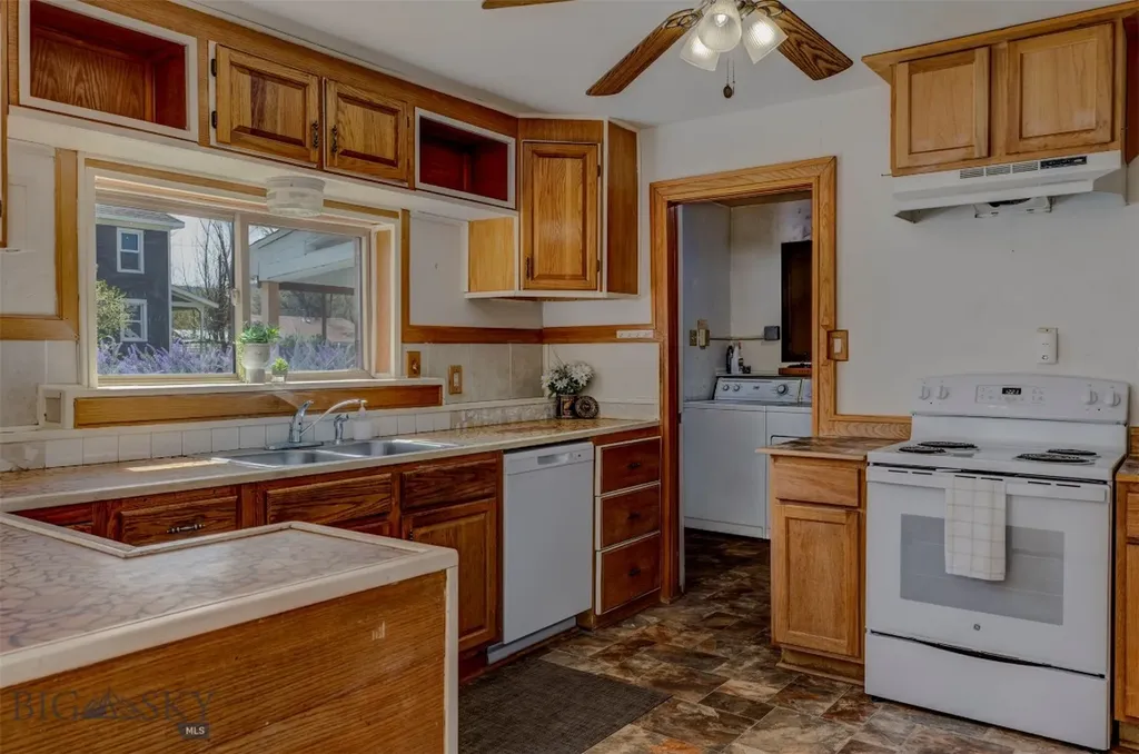 332 S K Street Livingston MT 59047