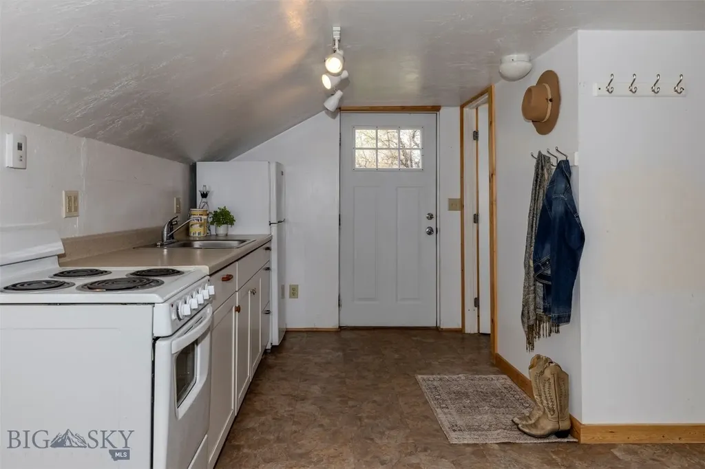 332 S K Street Livingston MT 59047