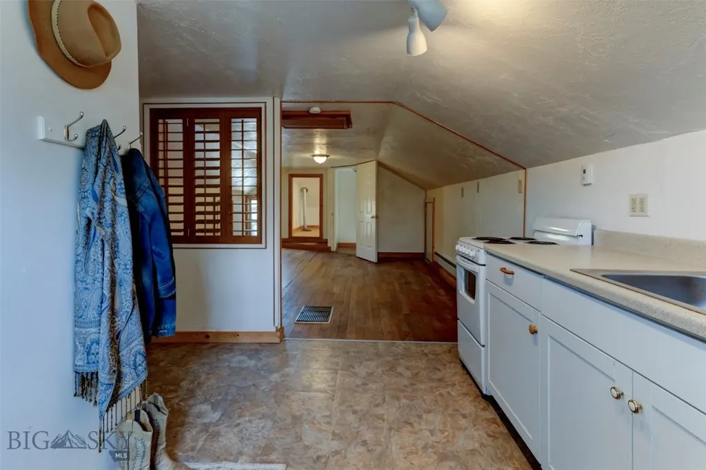 332 S K Street Livingston MT 59047