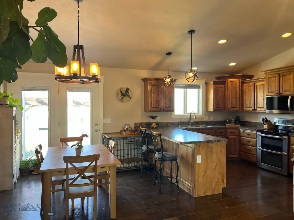442 Expedition Drive Dillon MT 59725