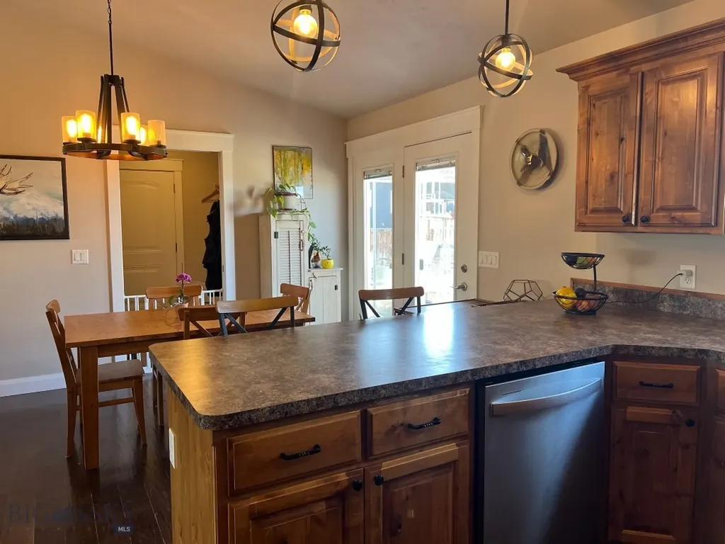 442 Expedition Drive Dillon MT 59725