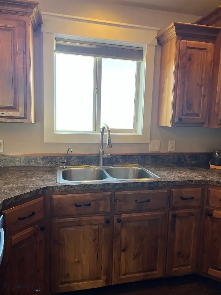 442 Expedition Drive Dillon MT 59725