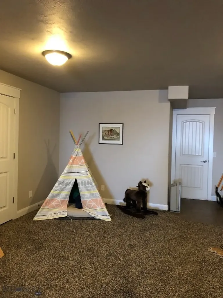 442 Expedition Drive Dillon MT 59725