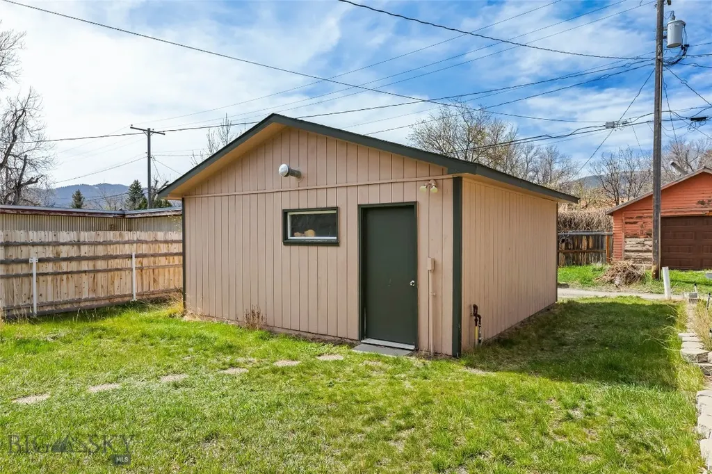 310 S 7th Street Livingston MT 59047