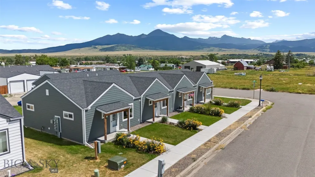 402 Brookline Livingston MT 59047