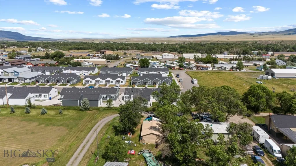 402 Brookline Livingston MT 59047