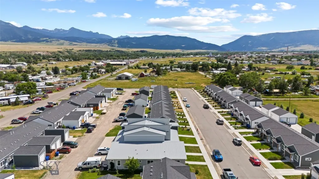 402 Brookline Livingston MT 59047