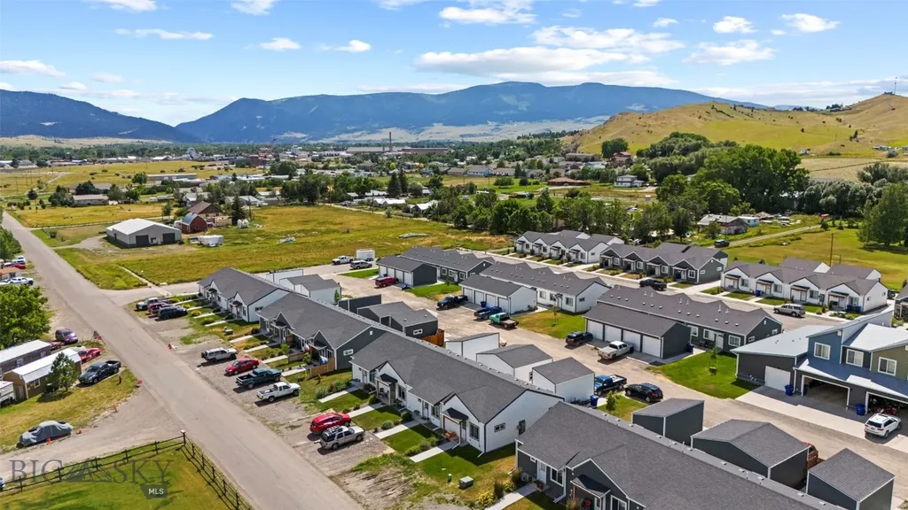 402 Brookline Livingston MT 59047
