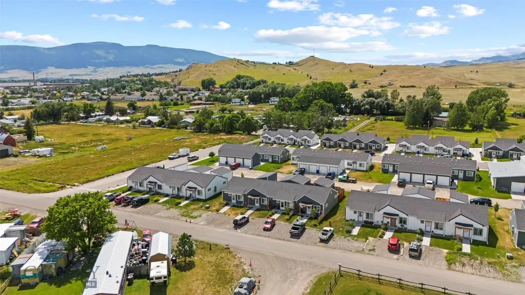 402 Brookline Livingston MT 59047