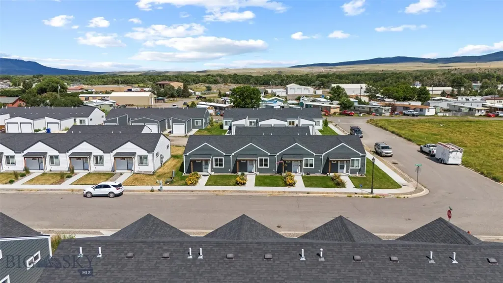 402 Brookline Livingston MT 59047