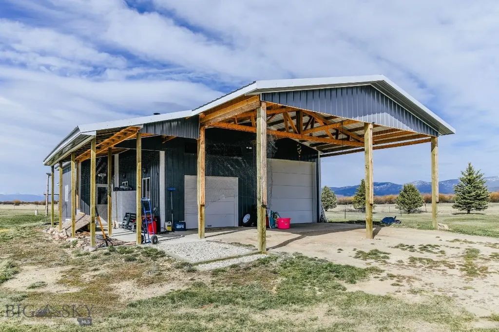 2000 Rock Creek Road Wisdom MT 59761