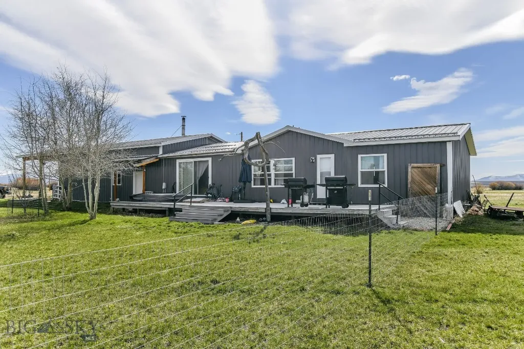 2000 Rock Creek Road Wisdom MT 59761
