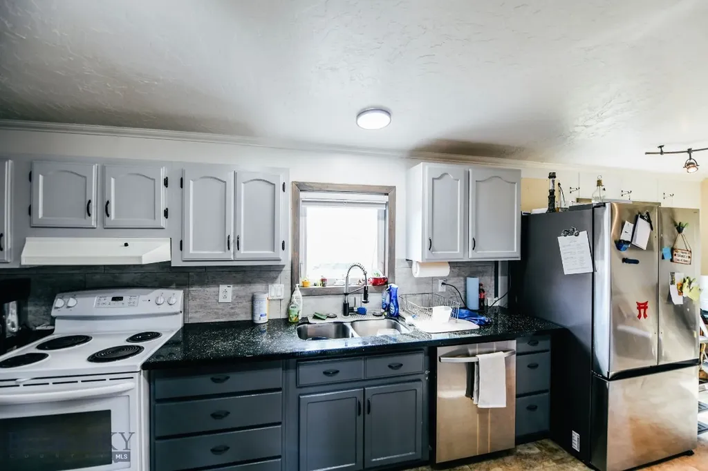 2000 Rock Creek Road Wisdom MT 59761