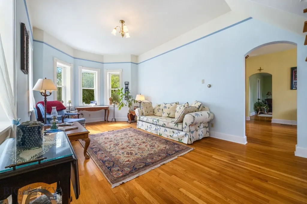 113 E Poppleton Street Sheridan MT 59749