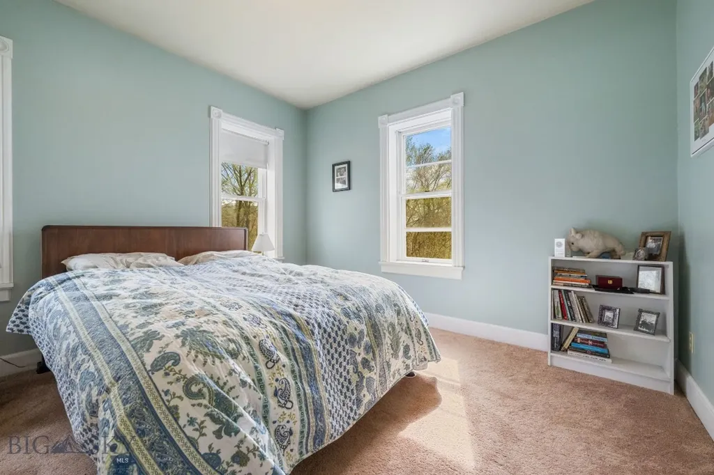 113 E Poppleton Street Sheridan MT 59749