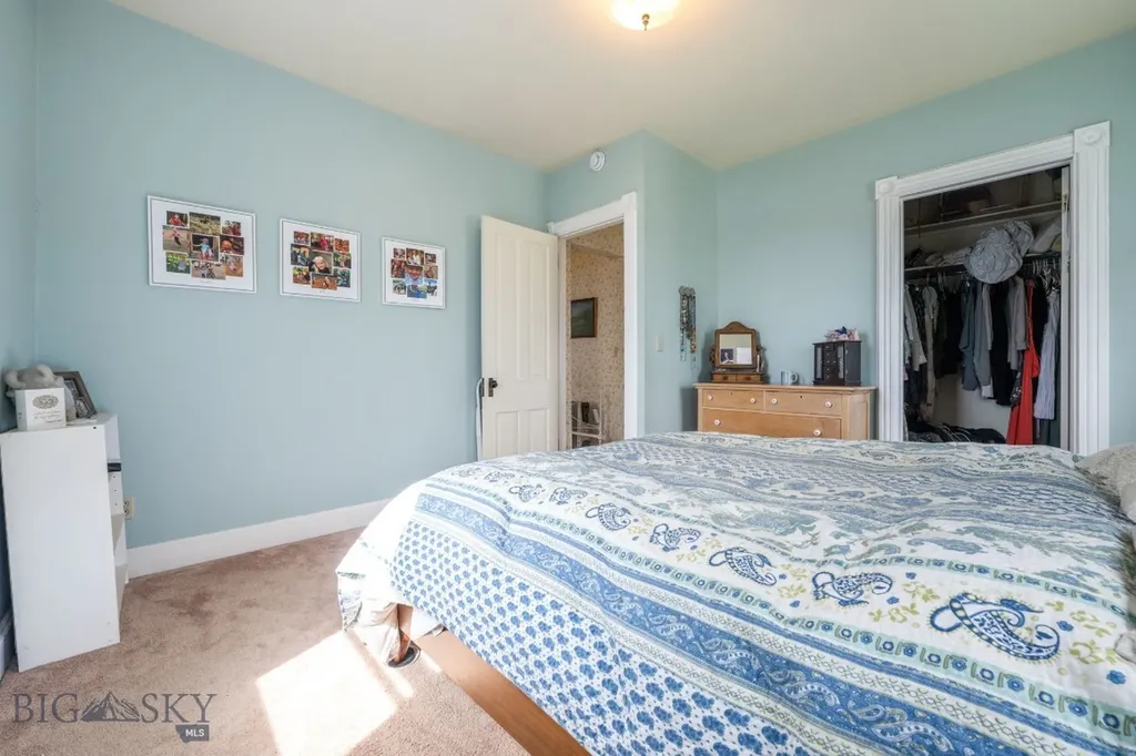 113 E Poppleton Street Sheridan MT 59749