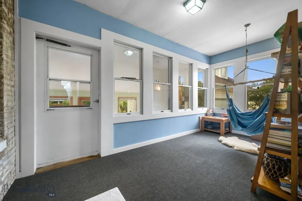 113 E Poppleton Street Sheridan MT 59749