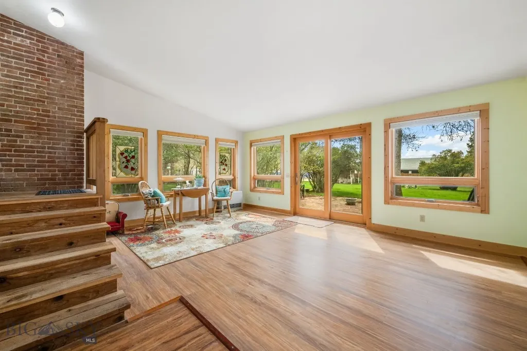 113 E Poppleton Street Sheridan MT 59749