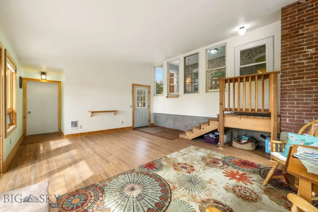 113 E Poppleton Street Sheridan MT 59749