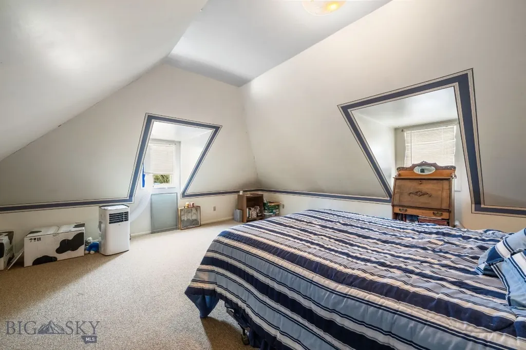 113 E Poppleton Street Sheridan MT 59749