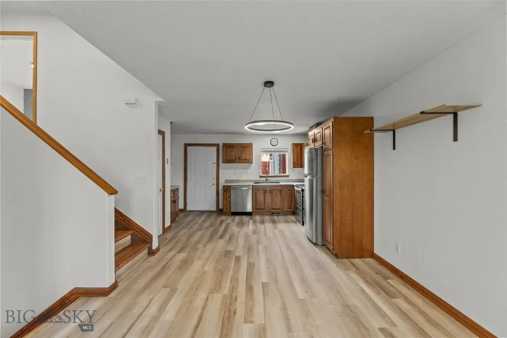 72 W Magnolia Drive Belgrade MT 59714