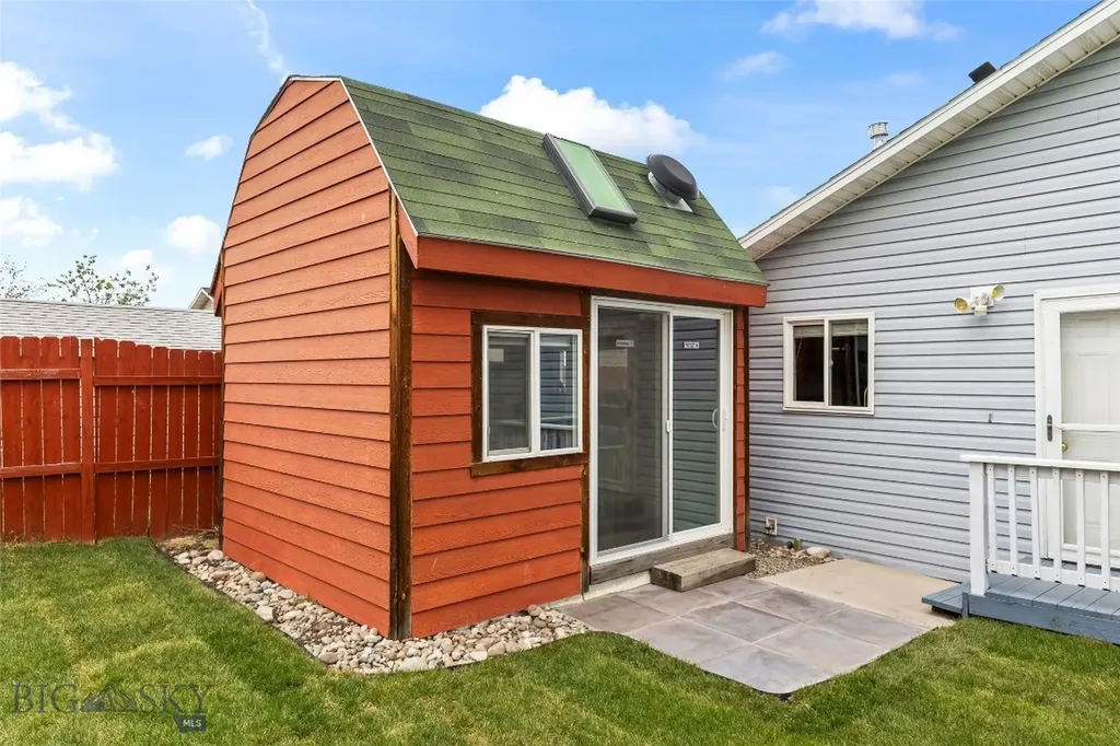 72 W Magnolia Drive Belgrade MT 59714