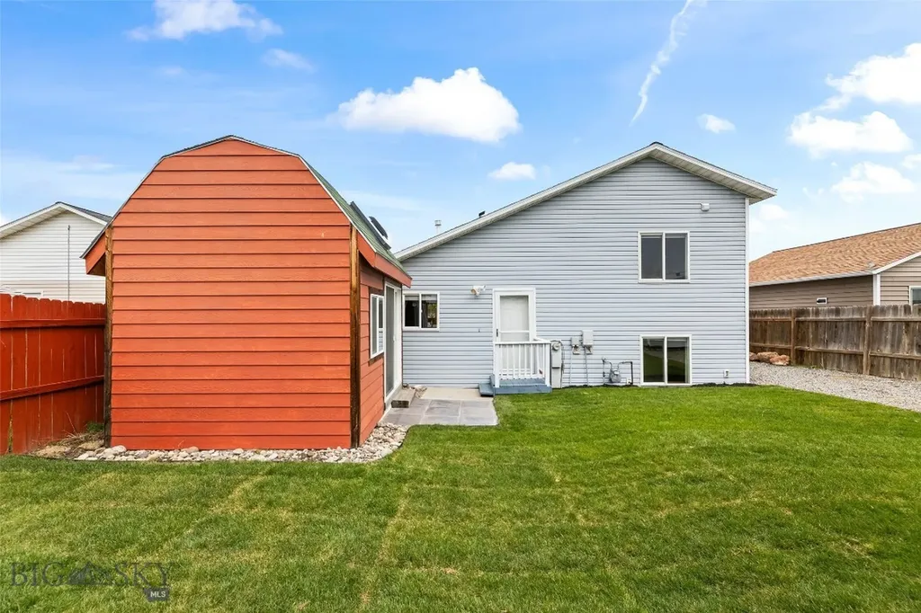 72 W Magnolia Drive Belgrade MT 59714